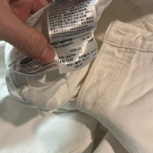 White 501 ct size 29 jeans distressed - Picture 8 of 16